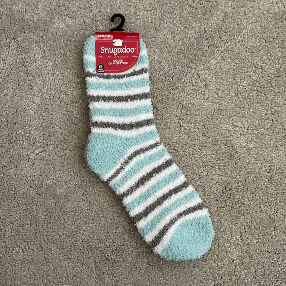 Snugadoo Adult size striped fuzzy socks
